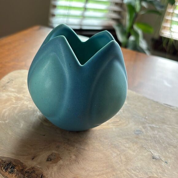 Van Briggle “Tulip” Vase - Picture 2 of 6